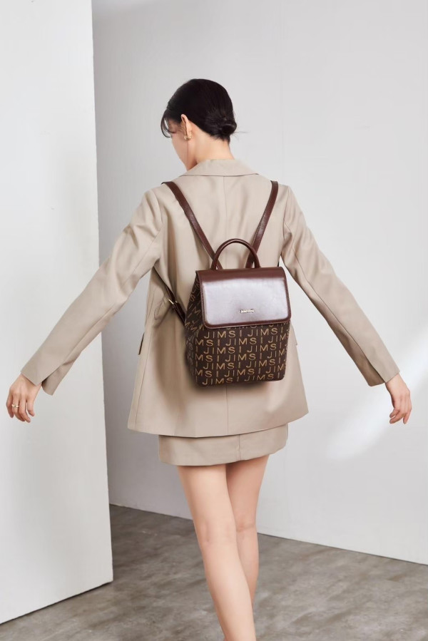 Suzy Backpack Jims Honey