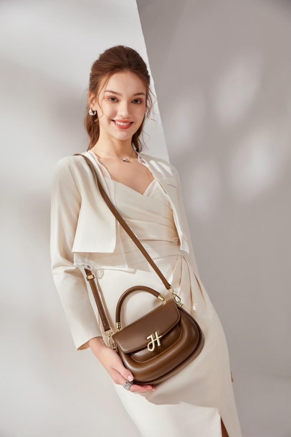 Sally Bag Jims Honey