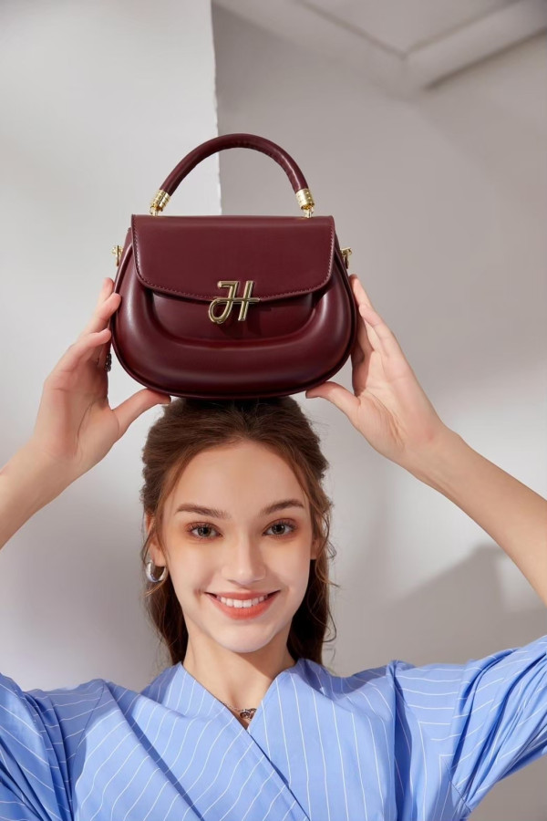 Sally Bag Jims Honey