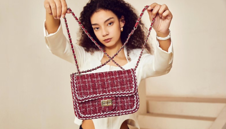 Lengkapi OOTD Koreamu dengan Tas Selempang Jims Honey Cha Cha Bag