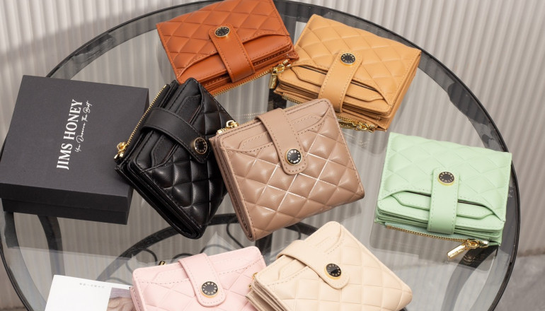 Kenalan Sama Jims Honey Tiwy Wallet, Dompetnya Wanita Modern
