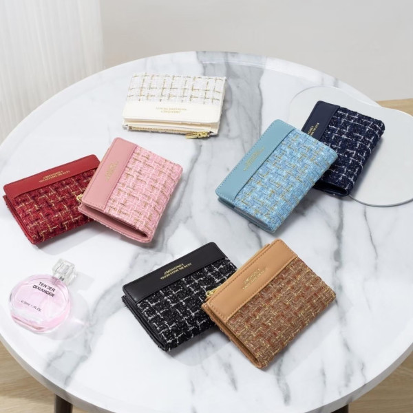 Jennifer Wallet Jims Honey